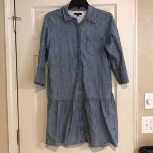 GAP denim dress with pockets and 3/4 sleeves